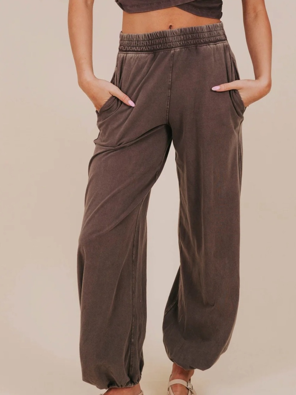 NWT FREE PEOPLE Hot Shot Joggers!